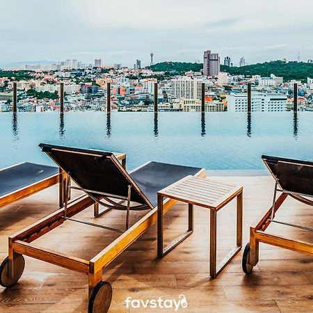 Favstay - The Base Central Pattaya Eksteriør billede